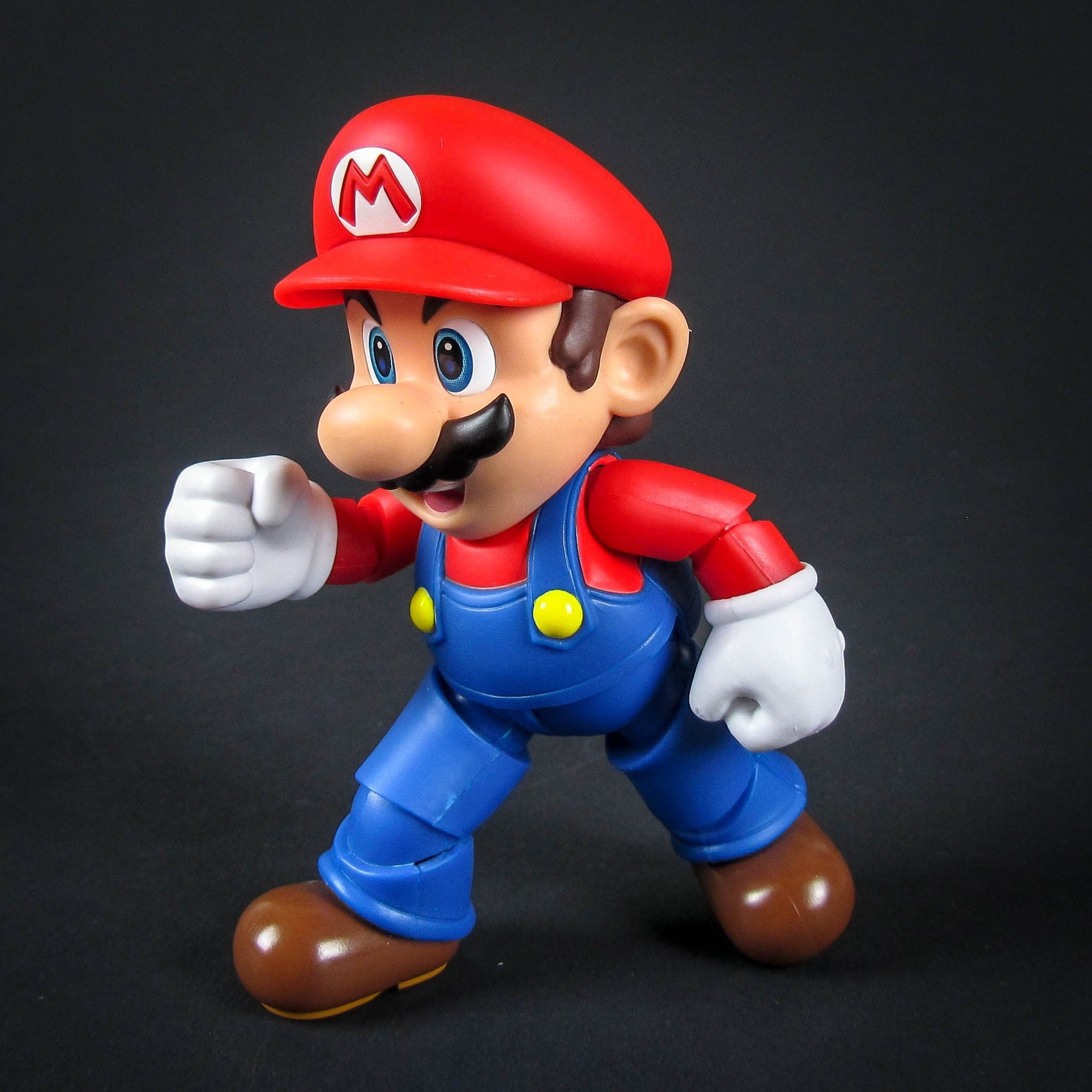 Super Mario Bros Mario S.H.Figuarts Action Figure New Ver